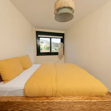 Camaron Playa De Langosteira En Finisterre Con Vistas Al Mar *